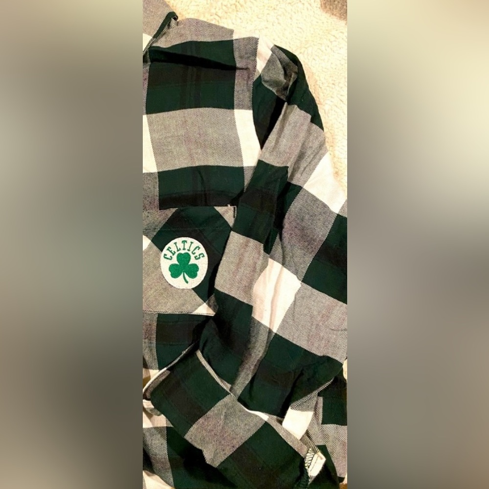 Women’s flannel Boston Celtics button down shirt